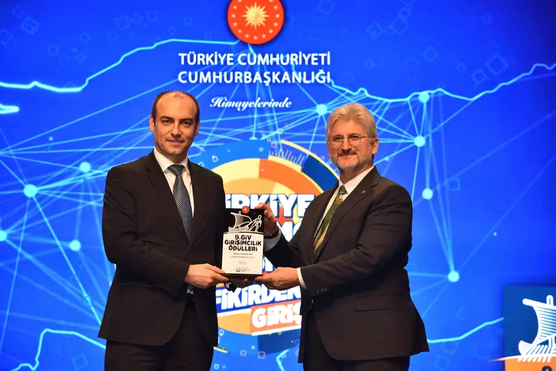 صورة من حفل جوائز ريادة الأعمال — GİV